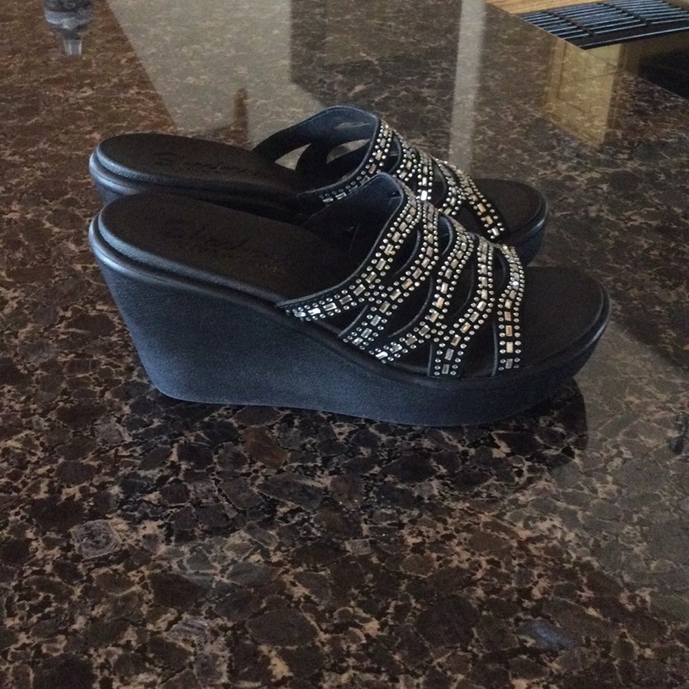 Skechers Rumble UP Wedge Sandal Black 7
